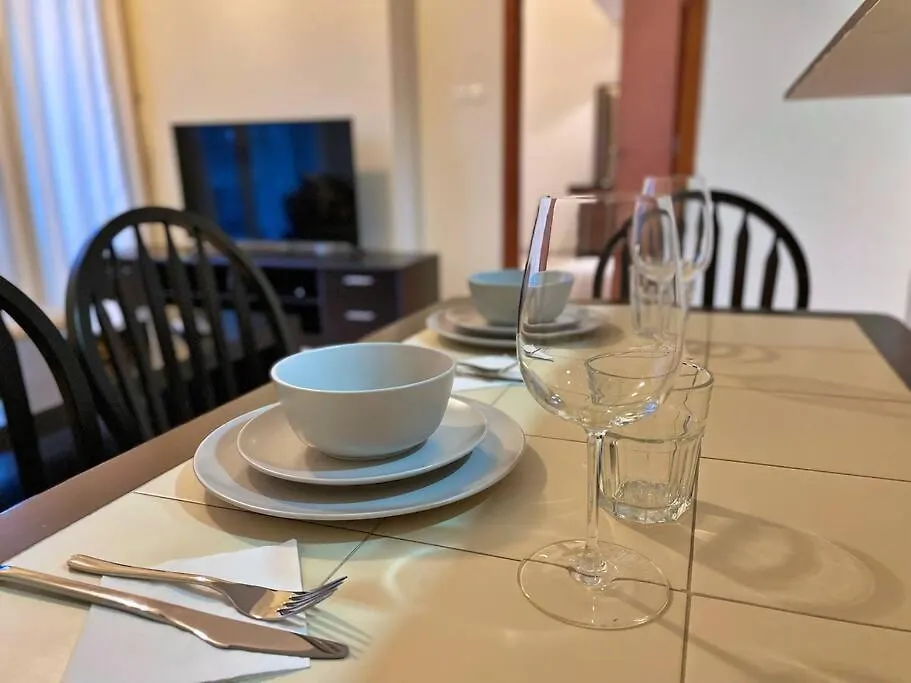 Апартаменты Vvk Holiday Homes, Marina View Tower Дубай ОАЭ